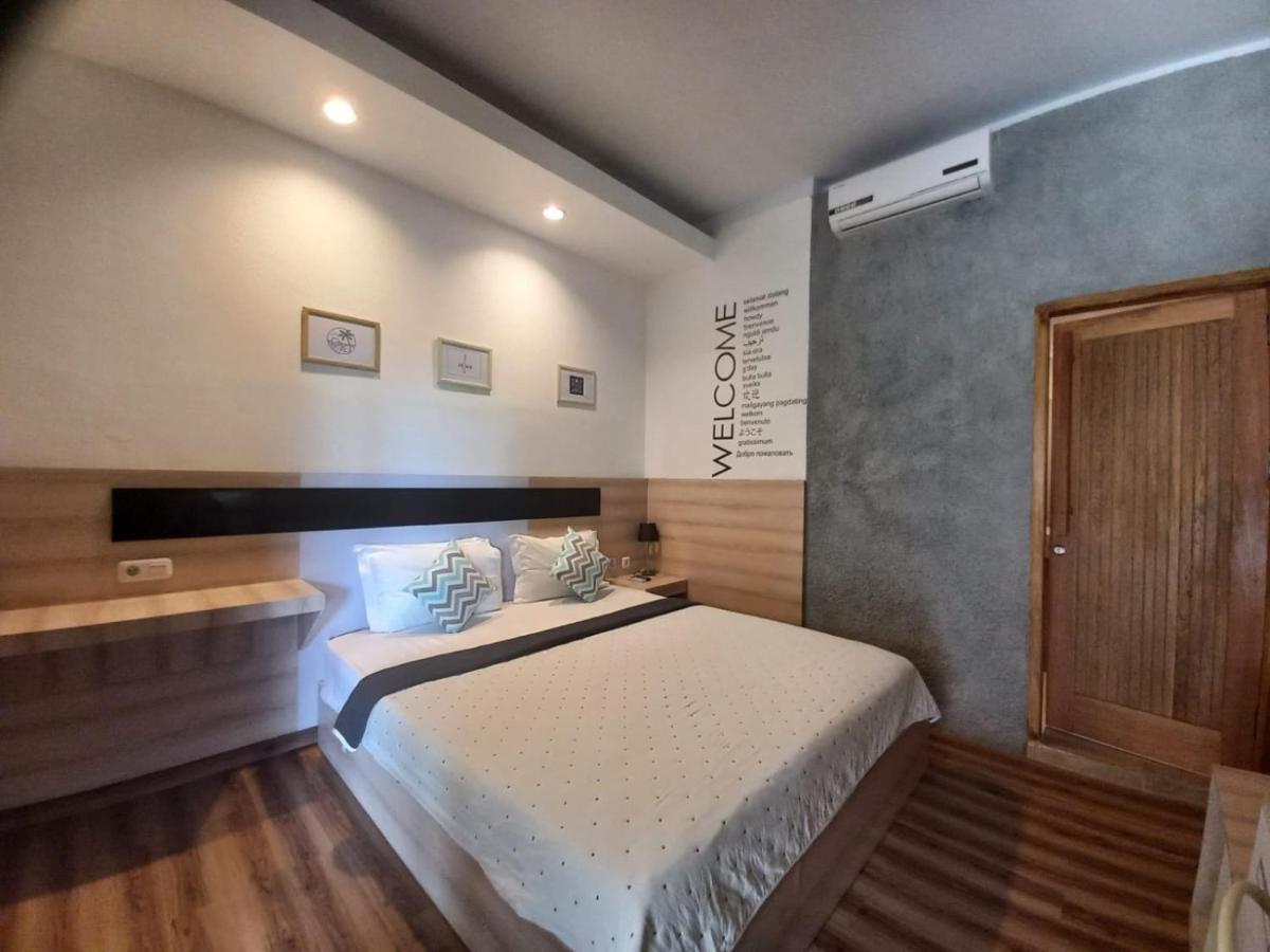 Lawaka Hotel Ampana 외부 사진