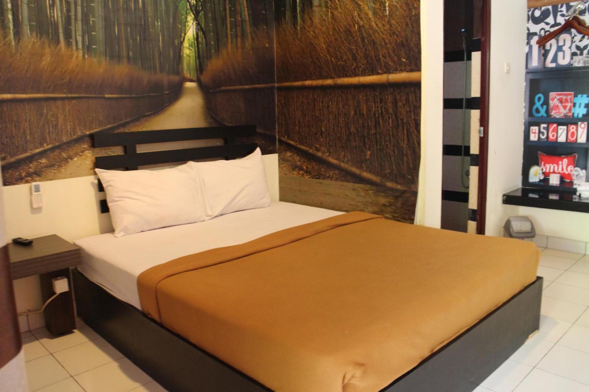 Lawaka Hotel Ampana 외부 사진