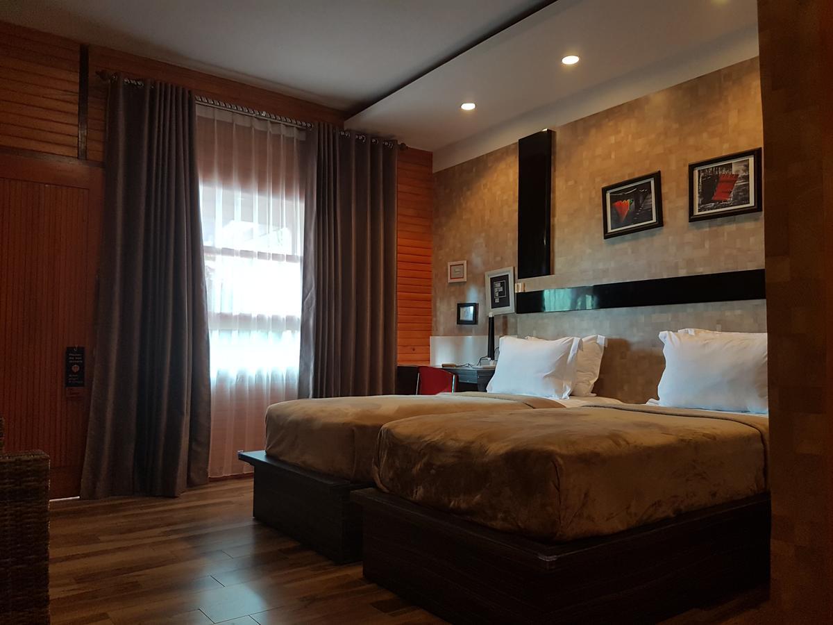 Lawaka Hotel Ampana 외부 사진