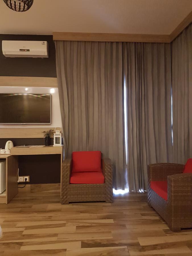 Lawaka Hotel Ampana 외부 사진
