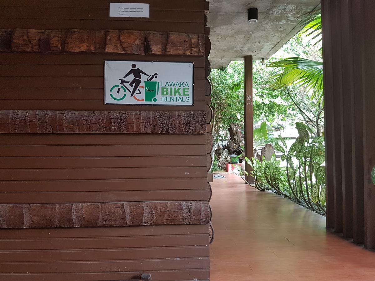 Lawaka Hotel Ampana 외부 사진
