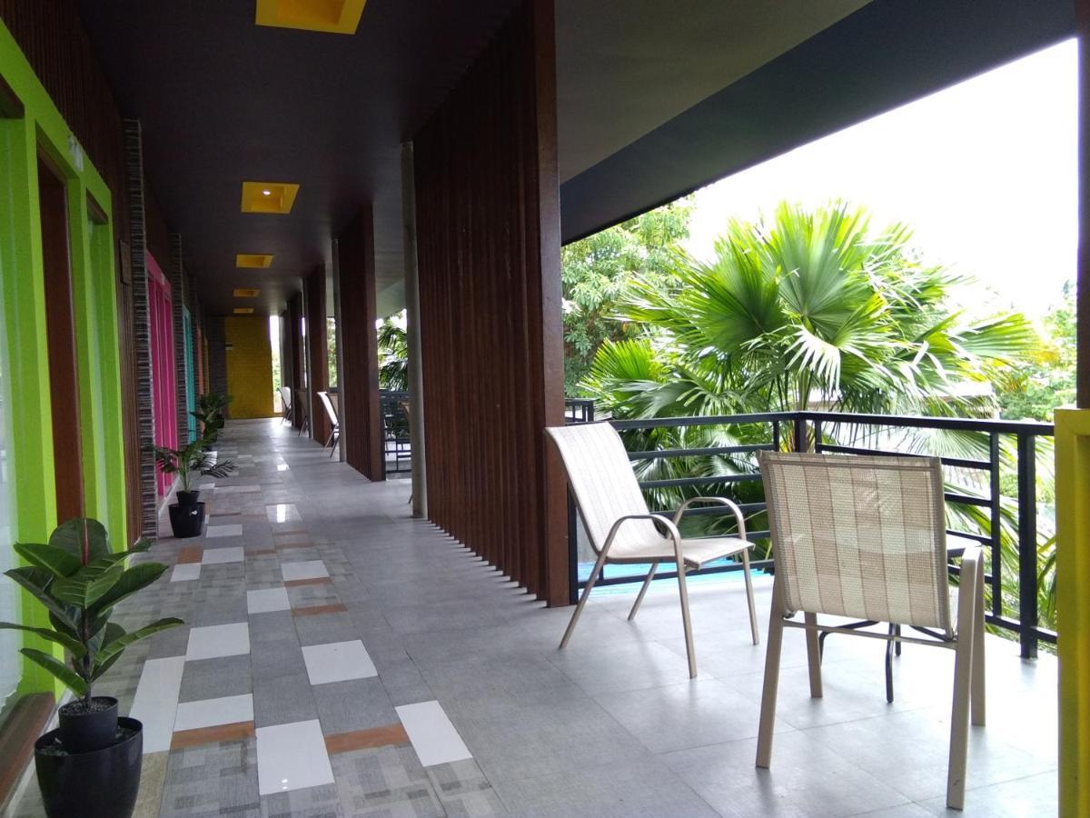 Lawaka Hotel Ampana 외부 사진
